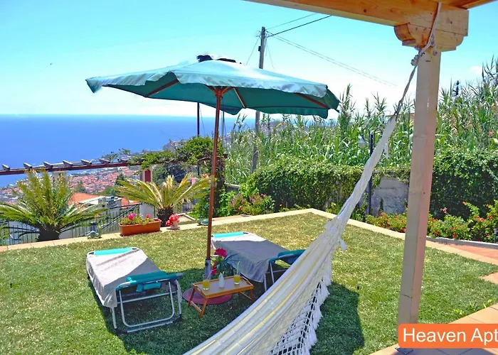 Villa Henriques